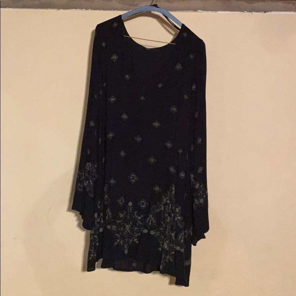 Black long sleeve tunic - free people